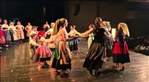 150 dansaries participen en la mostra de folklore ibèric